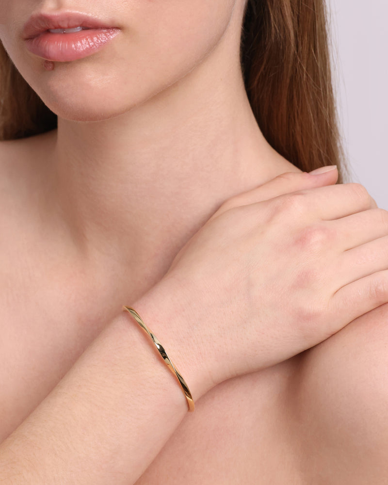 Twisted Pipi Bangle by Sarah & Sebastian