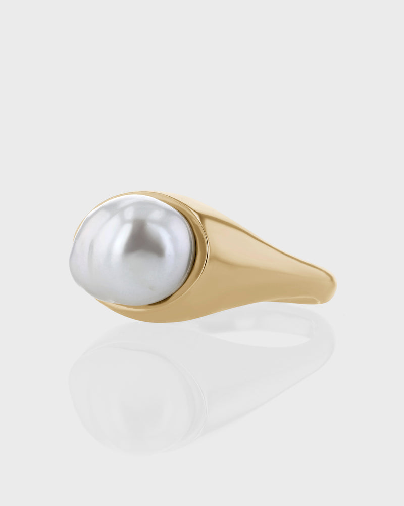 Venus Pearl Signet by Sarah & Sebastian