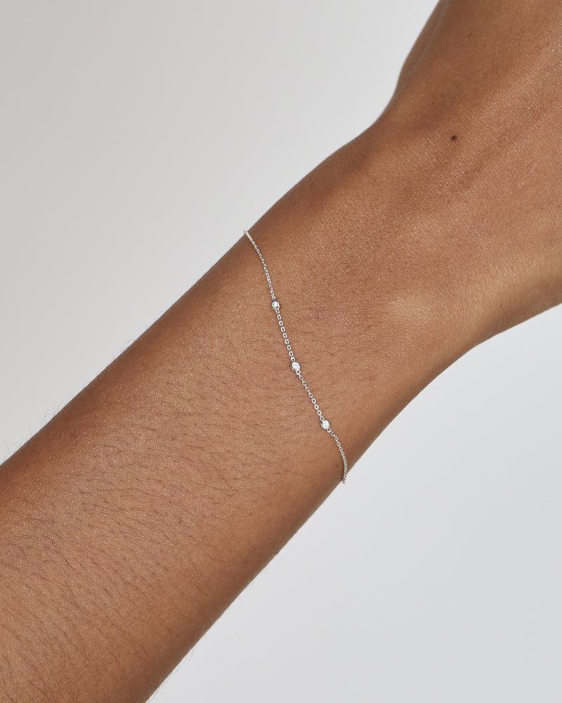 Tiny Lunette Diamond Bracelet White Gold | Sarah & Sebastian